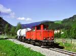 MURTALBAHN. VL 13 mit einem sehr kurzen Gterzug bei Stadl (5. September 2006). Das Gteraufkommen auf der Murtalbahn ist zwar eher bescheiden, aber Heizl spielt dabei eine bedeutende Rolle.