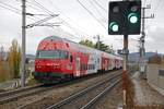 Steuerwagen 86-33 031 als REX in Wien Hetzendorf am 12.11.2017.