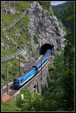 1116 236 hat am 26.06.2018 soeben den Weinzettelwandtunnel verlassen.