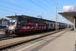 1116 138 Heeressport-Taurus einige Tage nach ihrer Prsentation vor dem OIC 648 auf der Fahrt von Wien Westbahnhof nach Salzburg Hauptbahnhof, hier bei einem kurzen Zwischenstopp in Sankt Plten