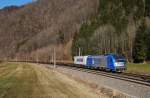 1216 910 war am 25.02.2012 mit dem LTE-Güterzug 93001 nach Spielfeld-Straß unterwegs,  und wurde von mir am Stausee unweit von Pernegg fotografiert.