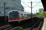 Steuerwagen Bauart Karlsruhe RB von (Neumarkt i.d.Obpf.)-Postbauer-Heng nach N�rnberg Hbf am 23.05.2010 bei N�rnberg-Glei�hammer.