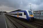 Hier NOB81819 von Westerland/Sylt ...  Alexander Borchardt 11.10.2011