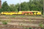 Stopfmaschinen 09-32/4S Dynamic der Fa. Eiffage Rail abgestellt im Bf Gladbeck West. 30.6.2010