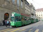 strasenbahn-basel-bvb-blt BVB - Tram Be 4/4 483 mit zwei Beiwagen unterwegs auf der Linie 14 in der Stadt Basel am 31.10.2009