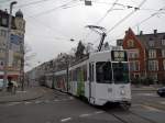 strasenbahn-basel-bvb-blt Be 4/6 S mit der Betriebsnummer 666 mit der MUBA Werbung f�hrt auf die Haltestelle Wettsteinplatz ein. Die Aufnahme stammt vom 27.01.2010.