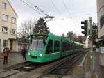 strasenbahn-basel-bvb-blt Combino 322 in Muttenz Dorf auf der Linie 14 am 24.02.2010