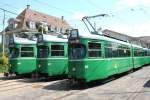 strasenbahn-basel-bvb-blt BVB 637 am 27.07.10 abgestellt am Dreispitz.
Weitere 5 D�wags warten auf neue Aufgaben, darunter 639, 644, 645, 647, 653...