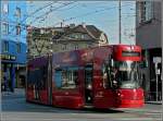 strasenbahn-innsbruck Die Stra�enbahn 321 biegt am 22.12.09 elegant in die Brunneckerstra�e ein. (Hans)