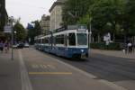 Strasenbahn Zurich Be 4/6 2021 und Be 4/6 2305 am 30.6.10 beim B�rkliplatz.