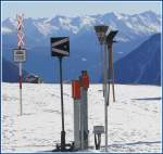 Stilleben auf Alp Gr�m. noch versinkt noch nicht alles im ...