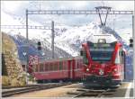 strecke-berninabahn-sm-ti R1652 mit ABe 8/12 3505 f�hrt in Alp Gr�m ein. (20.05.2010)
