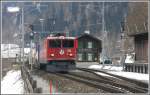 G�terzugskreuzung in Castrisch mit Ge 6/6 II 701 Raetia . (09.03.2010) ...