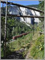 RE1240 in der Ruinaulta ...  Herbert Graf 16.09.2011