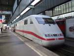 Ein 401er steht am ...  Marius S. 27.09.2011