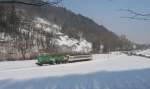 SWEG VT 125 als G�tertriebwagen mit zwei BfB-Kesselwagen auf der ...