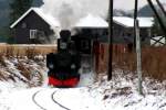 Tertitten Mit Volldampf f�hrt der Juletoget durch die verschneite Landschaft von Akershus; 06.12.2009