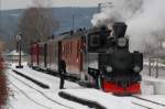 Tertitten Ein Personenzug der UHB steht in S�rumsand zur Abfahrt bereit; 06.12.2009