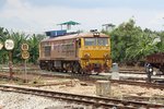 AHK 4213 (Co'Co', de, Henschel, Bj.1980, Fab.Nr. H-32458) am 24.Mai 2016 in Hat Yai auf der Fahrt vom Bahnhof ins Depot.