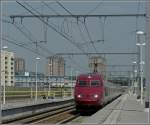 thalys Einen Augenblick nicht auf das Signal geachtet und schon donnerte ein PBA Thalys am 23.06.10 auf der Hochgeschwindigkeitsstrecke L 4 durch den Bahnhof Antwerpen Luchtbal. (Jeanny)