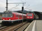 Links eine n-Wagen Garnitur ...  Mirko W. 28.12.2011