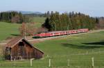 218 467 mit RB 37957 in Uffing (07.04.2007)  ...