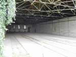Die Fahrzeughalle des ehem. Betriebshofes Krefeld-H�ls (Endhaltestelle der Linie 044). ...