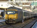 460 006-0 bei der Ausfahrt aus dem Bahnhof von Vevey ...