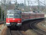 Ein 420 Vollzug verl�sst Rohr in Richung Stuttgart auf der ...