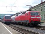 Die Br.120 130-0 fuhr am 30.Mai.07 als IC-Steuerwagen-Ersatz mit dem ...