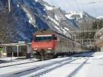 Ein EW IV-Pendel f�hrt am 3.1.2007 bei Blausee-Mitholz vorbei.  ...