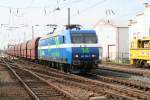 Niag 14 mit ihren g�terzug Heilbronn-Moers hier bei Weinheim(Bergstr)  ...