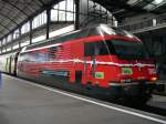 Die BLS Re 465 003-2 wirbt am 08.04.2005 in Luzern ...