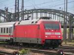 101 018-0 erreicht soeben M�nchen Hbf. 070615  ...
