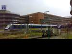 HBF Wilhelmshaven steht ein 3 facher LINT (VT517) bereit zur ...
