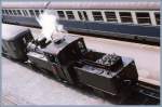 bregenzerwaldbahn Lok 4 der Bregenzerwaldbahn neben einem Triebzug 4030 in Bregenz aufgenommen von der Fussg�ngerpassarelle. (Archiv 08-75)