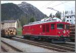 strecke-berninabahn-sm-ti Zweikraftlok Gem 4/4 802 in Pontresina. (08.05.2007)