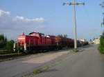 Am 04.06.2007 holt 294 716 einige Wagen im PA AKW-Hirschau ...