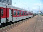 Schlaf- und Speisewagen Sitzwagen mit Abstellpl�tze f�r Fahrr�der von DB NachtZug als NZ 300 von Mailand nach Dortmund, mit einer anderen Farbgebung der T�r.