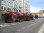 Tram 1114 der LVB mit Vollwerbung Monatskarte in der Goethestra�e ...