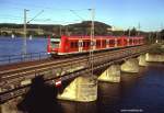 Regionalbahn auf der Ruhrbr�cke in Wetter  ...