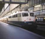  B�gelfalte mit RE nach Heidelberg am 09.02.2000 im Stuttgarter Hbf. ...