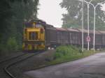 Henschel DHG 500 des Opel-Werkes in Bochum Langendreer mit G�terwagenzug ...