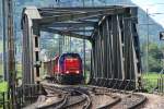 Am 843083 kommt am 25.07.2007 mit drei Wagen in Ziegelbr�cke ...