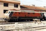 E 444 031 im M�rz 1998 im italienisch-franz�sischen Grenzbahnhof Ventimiglia. ...
