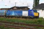 146 519 zieht einen G�terzug durch Halle/S. Die Lok mit ...