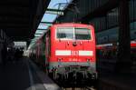 111 058-4 stand am 26.07.07 mit einem Doppelstockzug im Stuttgarter ...