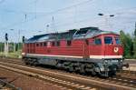 Love-Parade am 2. Juliwochenende 1998 in Berlin. Am Bahnhof Sch�nefeld ...