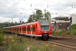RB42 bestehend aus 425 521-2 (vorne) und 425 025-4 kurz ...