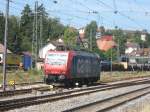 Re 482 006-4 der SBB Cargo steht im Gleisvorfeld des ... Re 482 006-4 der SBB Cargo steht im Gleisvorfeld des ...